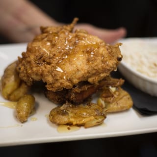 Buttermilk Crispy Chicken Entree
